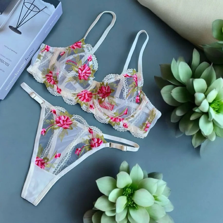 Ivory Blossom Set White