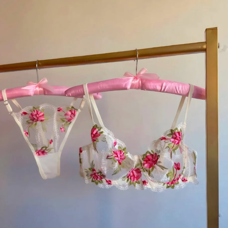 Ivory Blossom Set White