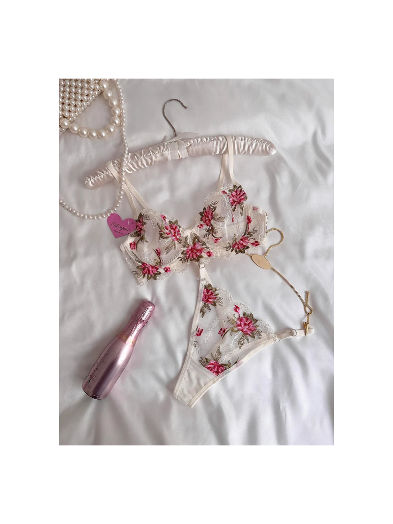 Ivory Blossom Set White